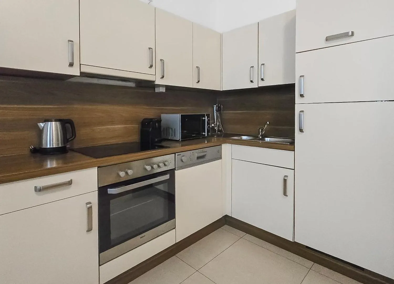 Millennium Cozy Stay - Fully Equipped Apartment Vienna